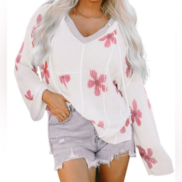 Floral Knit Hooded Sweater - White and Pink - Picture 8 of 16